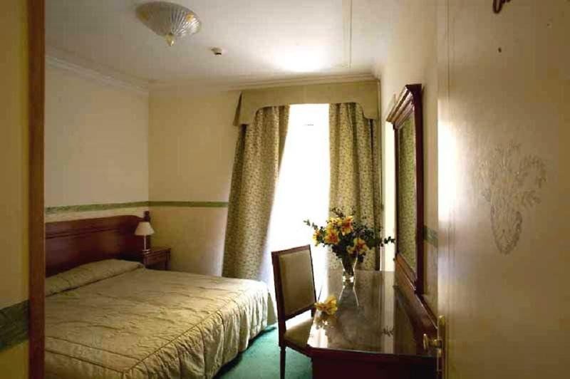 Hotel Alessandrino Róma Szoba fotó
